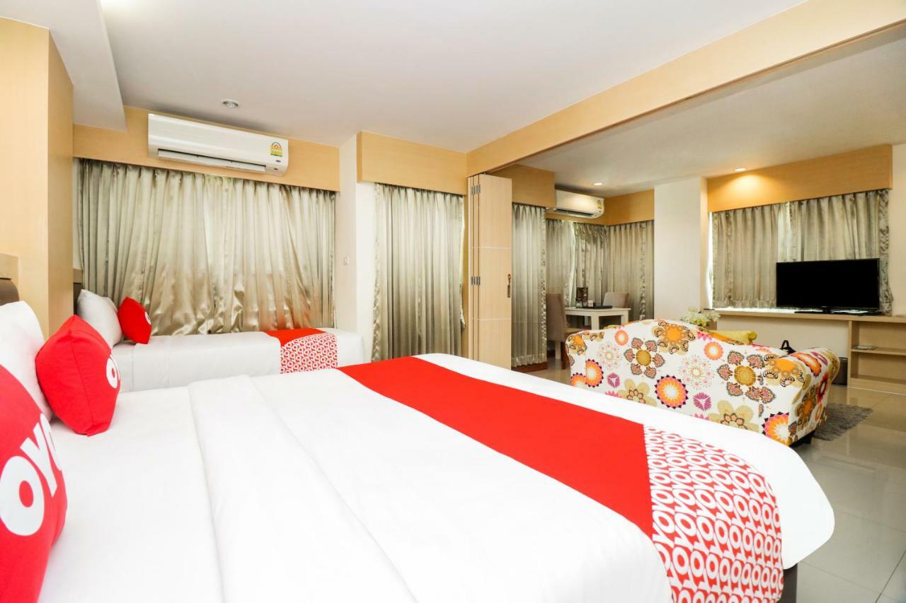 Oyo 234 Tara Grande Hotel & Spa Bangkok Exteriör bild