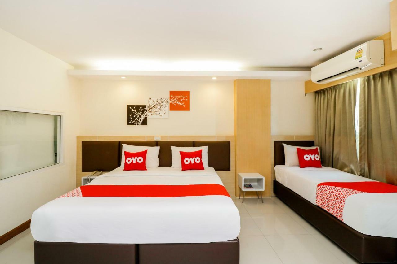 Oyo 234 Tara Grande Hotel & Spa Bangkok Exteriör bild